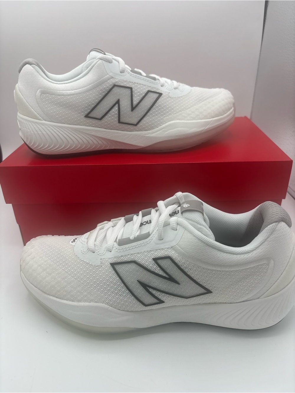 New Balance FuelCell 996v 6 Women’s size 7B White/Black New in Box